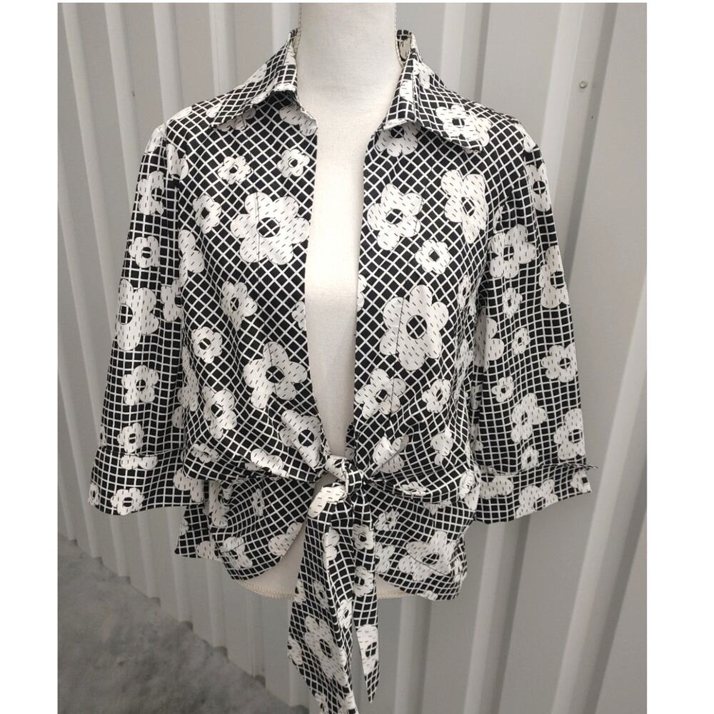 Mishca Top Tie Front Floral Checkered Black White Large